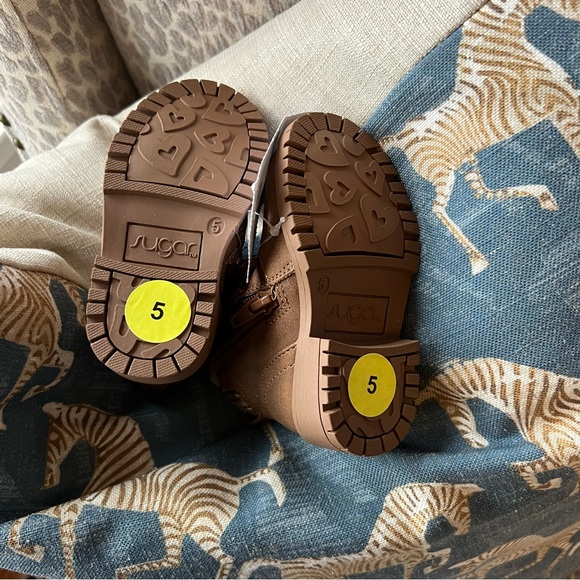 NWT Toddler girl Sugar boots, size 5 - Picture 2 of 7